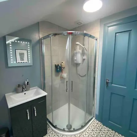 아파트 Riverfield